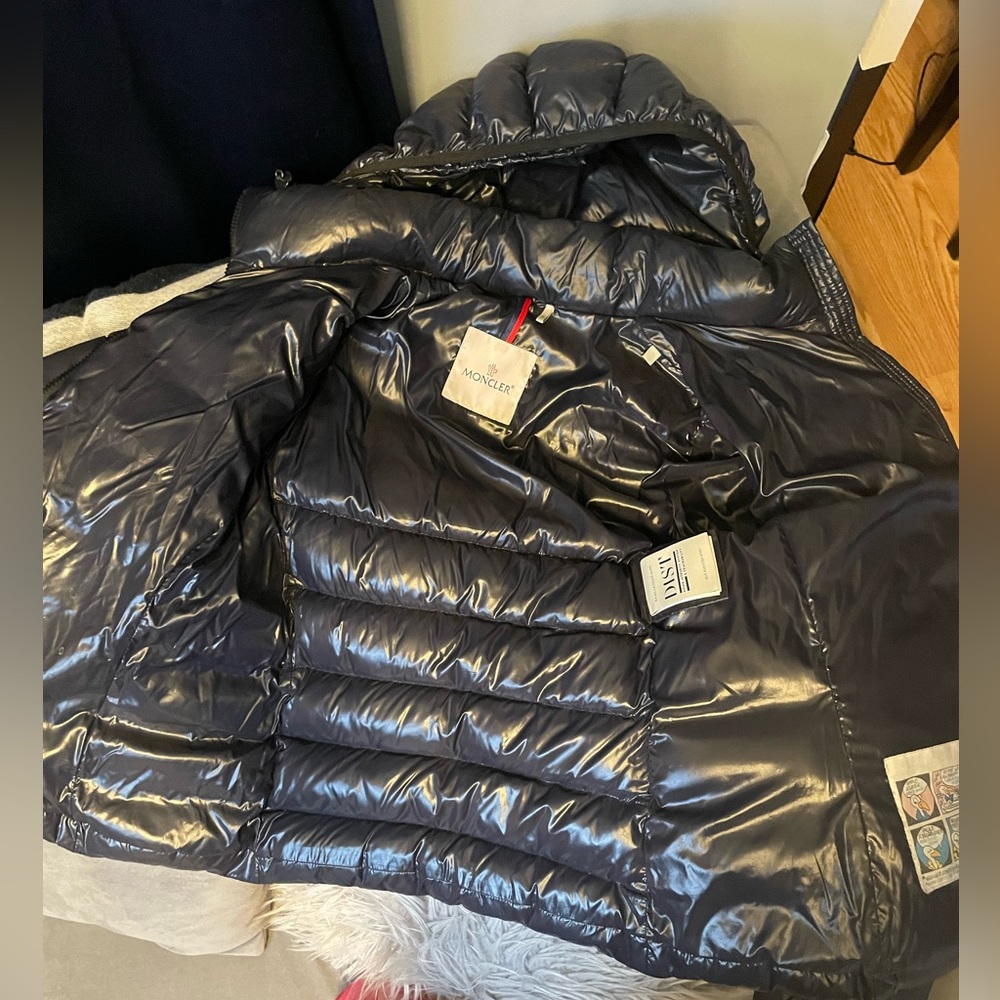 Moncler Navy Quilted Down Hooded Puffer Jacket - Picture 4 of 9